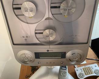 Innovative Technologies 3-CD Changer