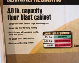 Central Pneumatic 40lb Floor Blast Cabinet