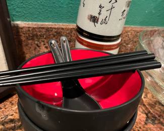 Pair of Red/Black Ramen/Soup Bowls with Soup Spoons
