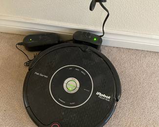 iRobot Roomba 595 Pet Series Robotic Vacuum Cleaner