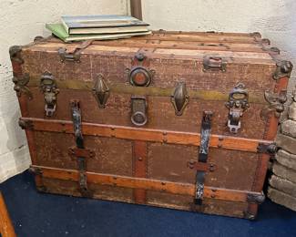 Oak/Leather Steamer Trunk
