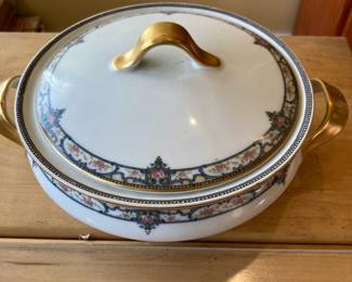 1903 Theodore Haviland Limoges Covered Casserole Dish
