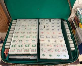 Mah Jong Game Set in Case