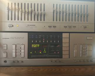 Vintage
Pioneer Receiver SX-9
Pioneer Graphic Equalizer SG-9