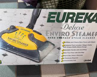 Eureka Deluxe Enviro Steamer
Never used