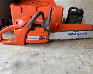 Husqvarna 20” chain saw
455 rancher