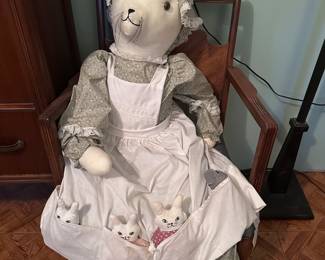 Giant Mother rabbit with babied