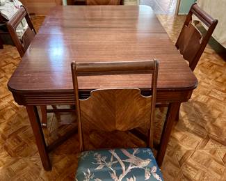 Vintage Dining Room Table and 4 chairs