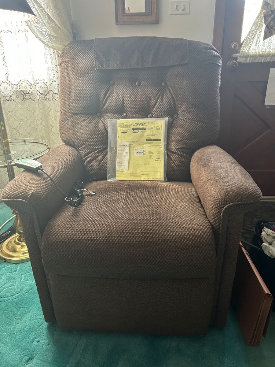 50 off ALL items House Sale w/Heywood Wakefield... starts on 1/27/2024