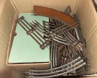 #15534 • Lionel Train Tracks
