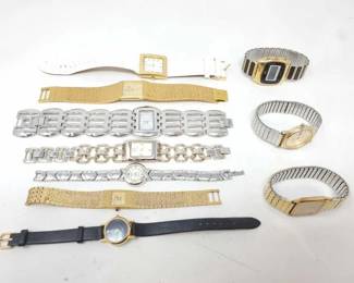 #1124 • 10 Women's Watches
