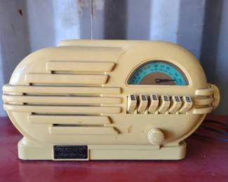 #15012 • Crosley Radio

