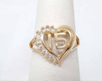 #752 • 14k Gold Ring, 4g
