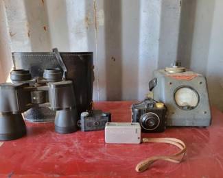 #15052 • Vintage Cameras, Binoculars, Air Gauge
