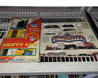 #15122 • 2 "N" Scale Electric Train Sets
