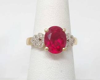 #746 • 14k Gold Ring with Rhinestones and Sapphire
