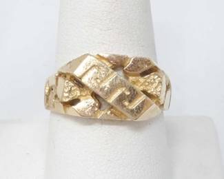 #738 • 14k Gold Ring, 8g
