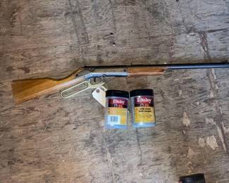 #2814 • BB Gun and (2) Packs of BB’s
