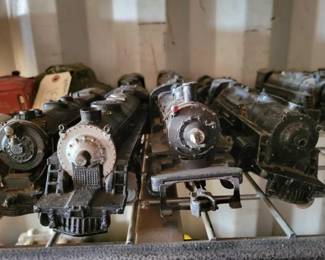 #15090 • 7 Lionel Model Trains
