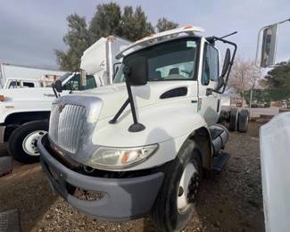 #156 • 2011 International DuraStar 4300
