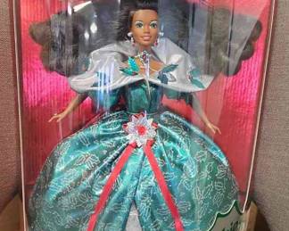 1995 Happy Holidays African American Barbie