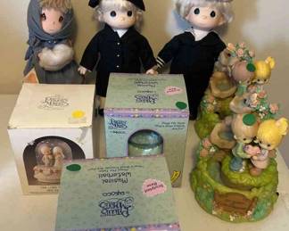 Precious Moments Lot