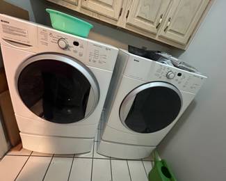 Kenmore Elite washer and dryer on pedestals