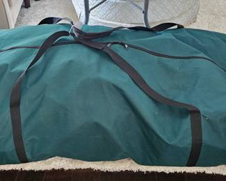 7 foot pre-lit christmas tree