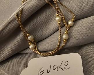 Evoke Pearl Gold Tone