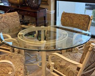 ✨Southern Lifestyle ✨
“Callee Burnet” Swivel, Tilt, Caster Dining Set 48” Round with 4 Arm Chairs and Cushions in Cinderella Spice 