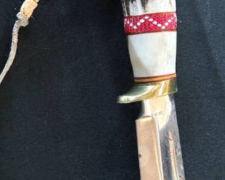 Horn-handled hunting knife