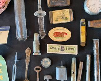 Miniatures and collectibles