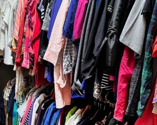 Women's clothing sizes ranging from petite 2-12, brands from Chicos, Pendleton, Brooks Brothers, DKNY, Eddie Bauer, JG Hook, Saks 5th Ave, Talbots, The Villager
Curated clothing from the late 1980s to 2010s
Purses
Scarves and accessories
Women's shoes sizes 6, 6.5, 7
