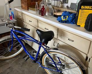 2 matching bicycles