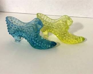 Fenton Hobnail Turqoise Uranium Cat Head Glass Shoes 