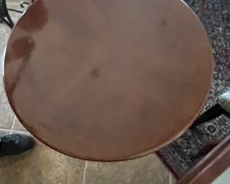 $ 525 ~ ANTIQUE BRASS CLAW FOOT MAHOGANY DRUM TABLE 29" DIAMETER 
