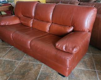 $1150 ~ OBO- GORGEOUS RED ITALIAN LEATHER SOFA 