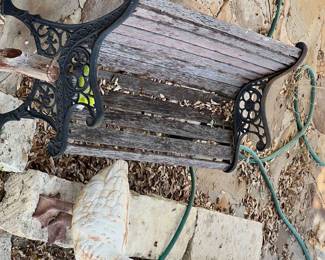$80~ METAL VINTAGE GARDEN BENCH 