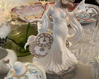 Porcelain and Glass Accessories 