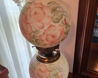 Gone-with-the-Wind Style Lamp