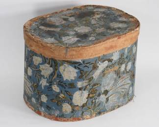 9:Circa 1850 American Cockatoo Bandbox