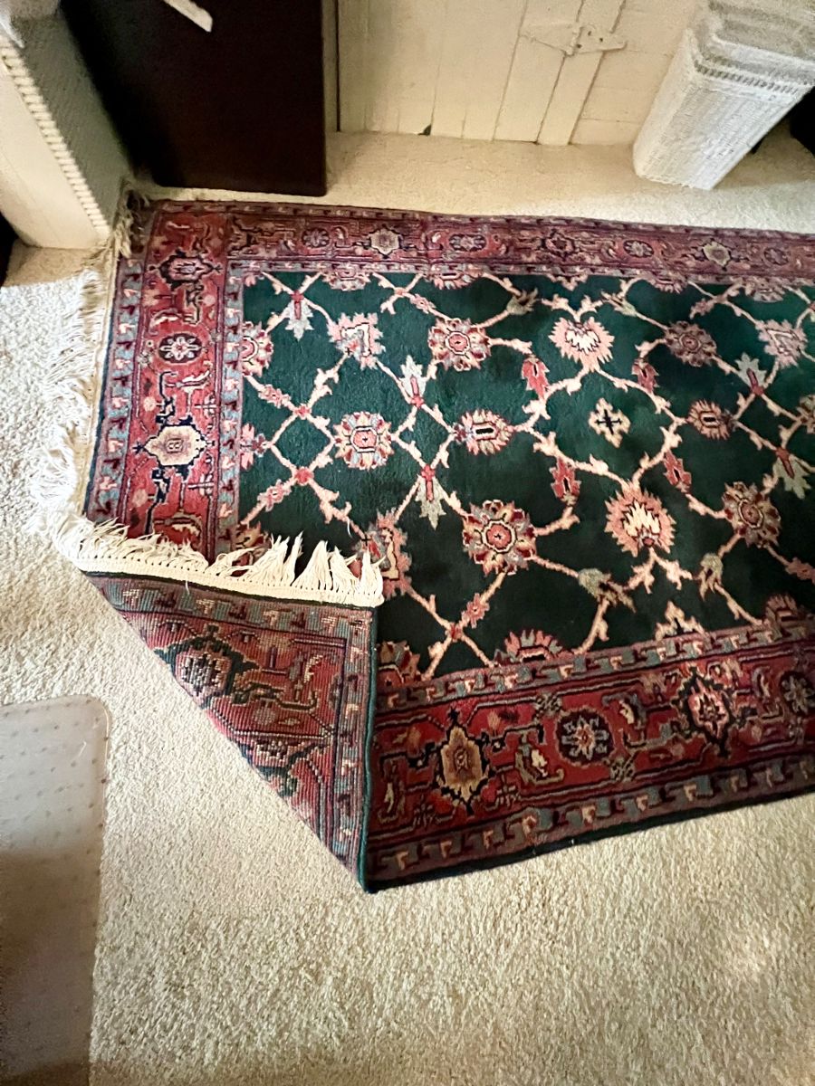 Donna Davis Estate Sales, LLC 2550 Off!... starts on 1/19/2024