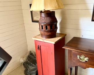 Adorable side cabinet