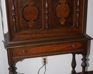 Drop front 1920's desk with cubbies and drawer
