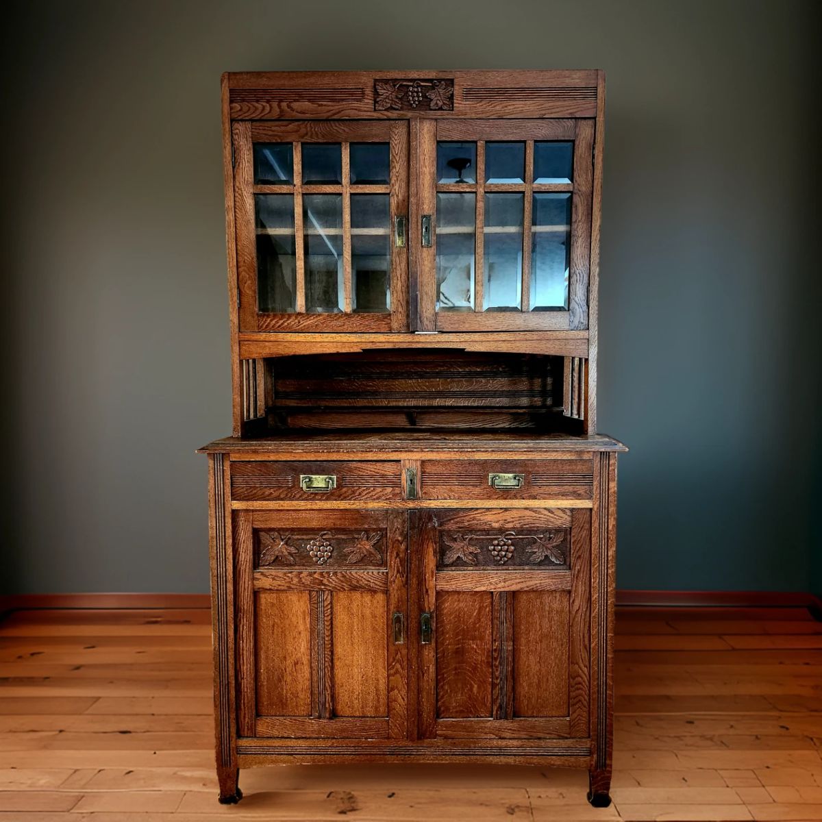 Roseway ESTATE SALE in Portland, OR starts on 3/16/2024