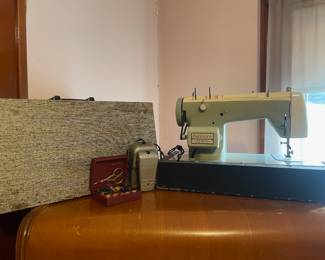 Kenmore Zig Zag Sewing Machine