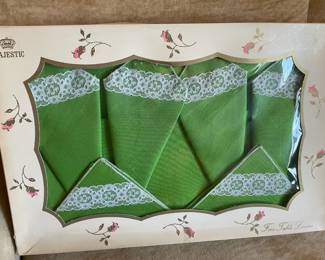 Majestic Fine Table Linens - Green with White Lace Napkin Set