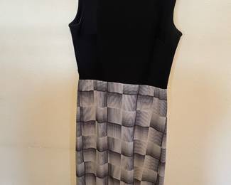 Pryntsi Women's Black/White Checkered Long Sleeve Collared Knee Length Dress with Blazer 
