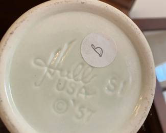 1957 Hull Pottery Vase Yellow Ruffled Birds Design - S1