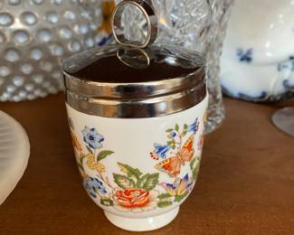 Aynsley Cottage Garden Bone China Lidded Egg Coddler